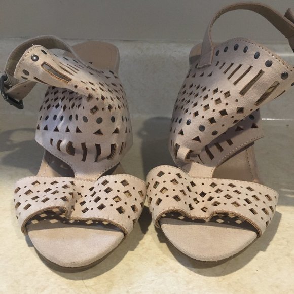 JustFab Serephine Open Toe Stacked Heels Size 6 - Picture 4 of 8